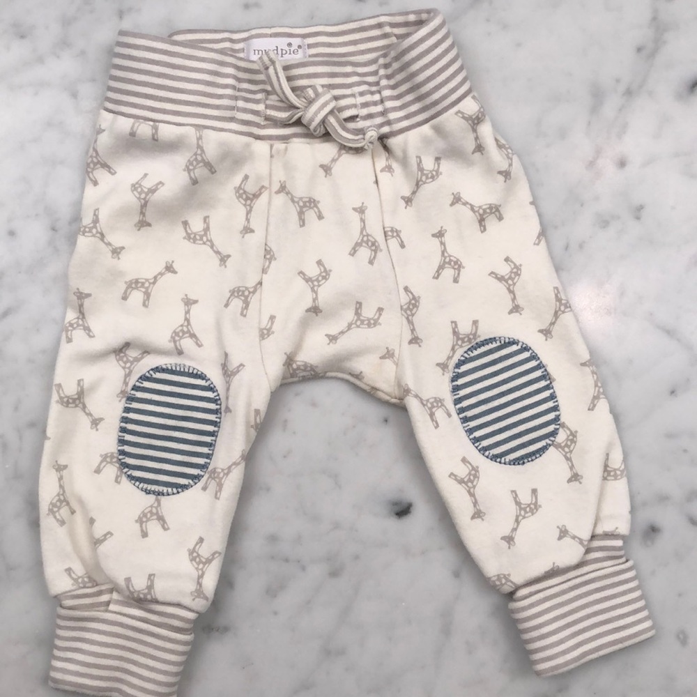 Gently used super soft mud pie giraffe pants